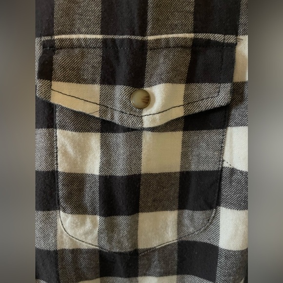 Jachs Girlfriend snap button shirt • women’s large - Picture 4 of 9